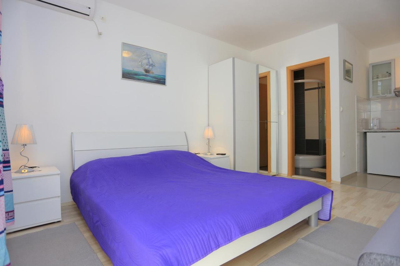 Apartments By The Sea Mimice, Omis - 18149 Bagian luar foto