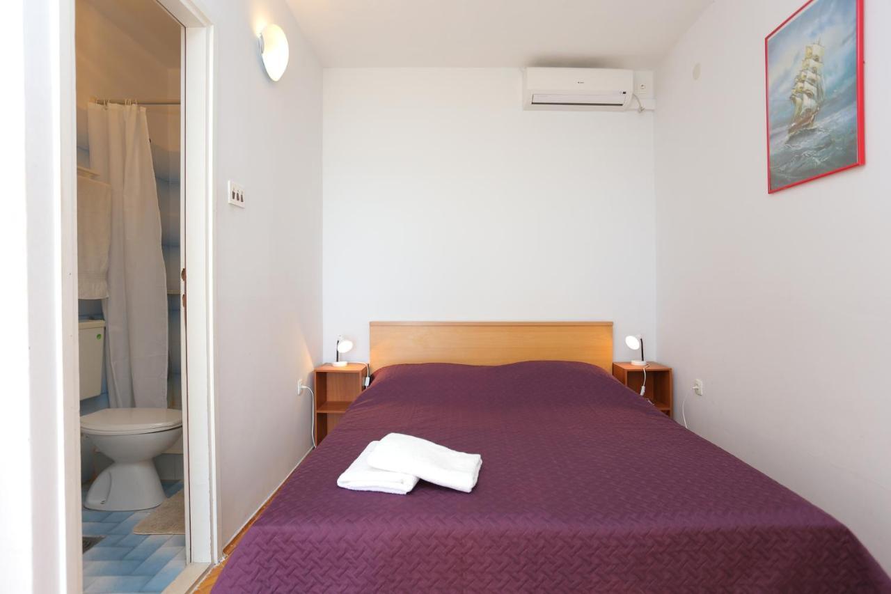 Apartments By The Sea Mimice, Omis - 18149 Bagian luar foto
